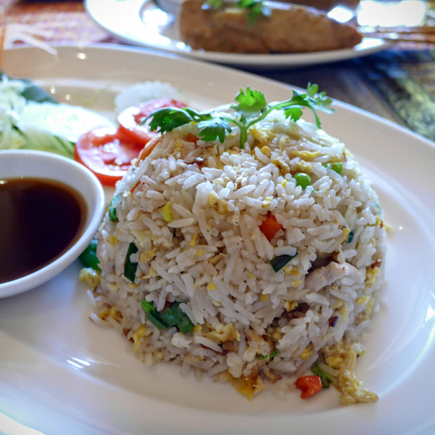 LUMIX CM10 / プログラムオート / 1/200秒 / F4 / ISO125 / ±0EV / 28mm相当（1:1で撮影） / Googleフォトで自動補正