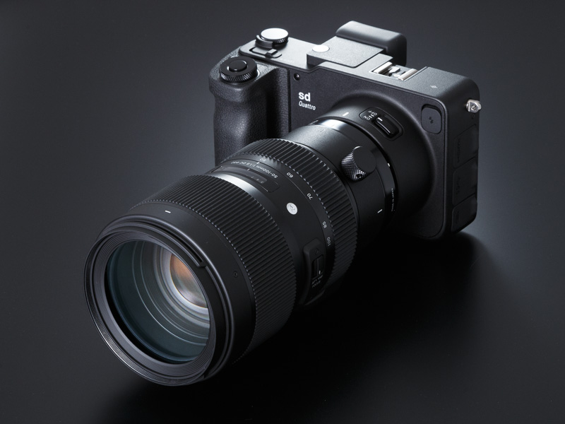 「50-100mm F1.8 DC HSM」を装着