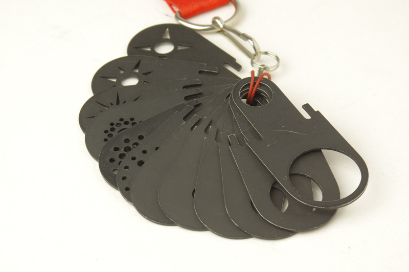 Daguerreotype Achromat 2.9/64 Art Lens（左奥からブラック、真鍮ゴールド）