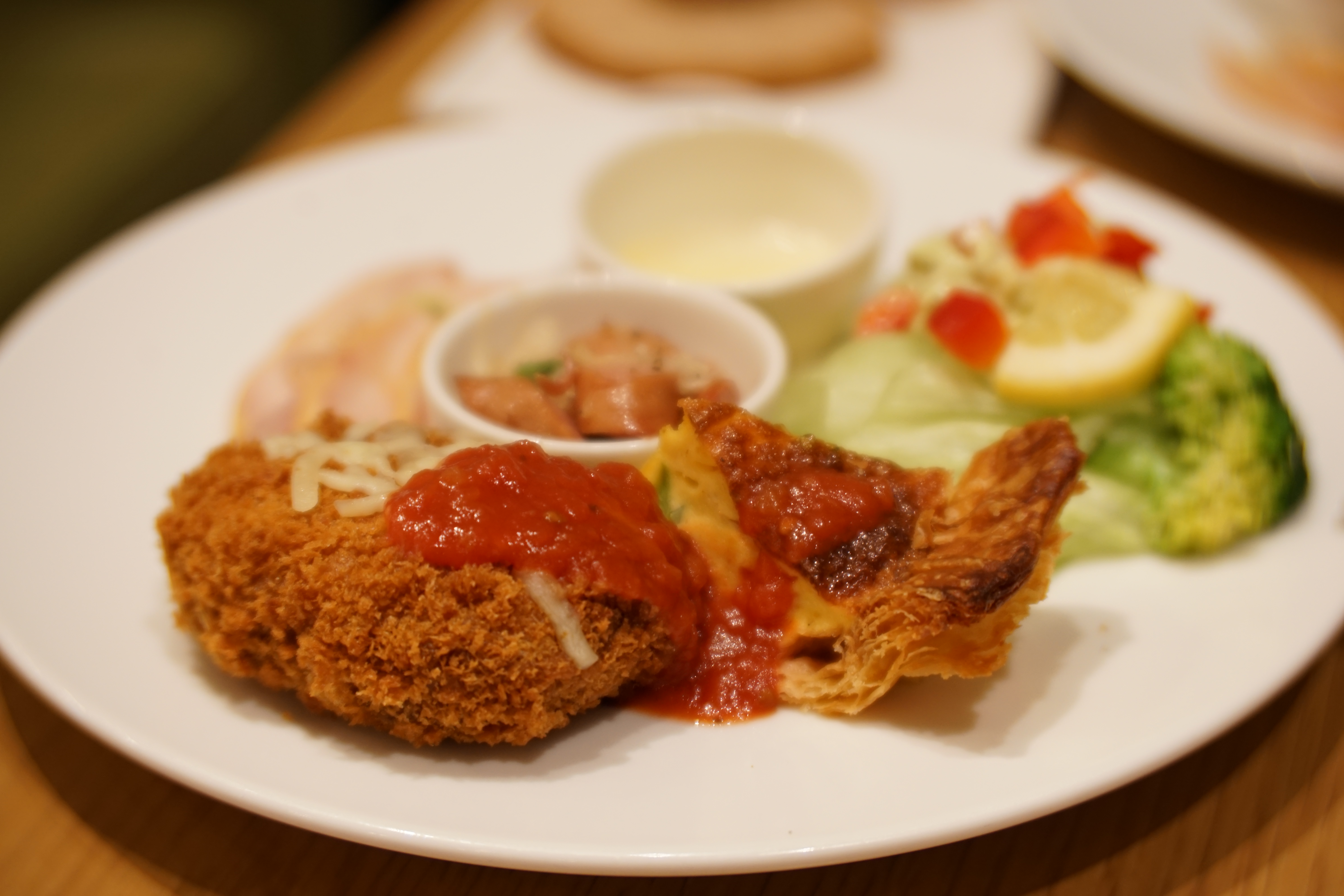 α7 II / Daguerreotype Achromat 2.9/64 Art Lens / 絞り優先AE / F4 / Standard絞り / 1/60秒 / +1EV / ISO800