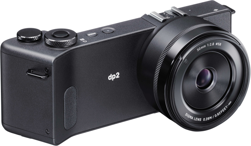 「dp2 Quattro」。35mm判換算で45mm相当となる30mm F2.8レンズを搭載