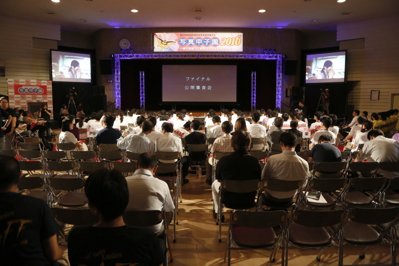 最終日の審査会。ここでの作品発表とプレゼンで全てを出し切る