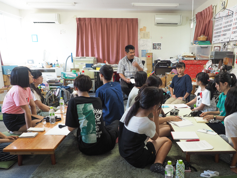 集会所で佐藤一男さんから話を聞いた