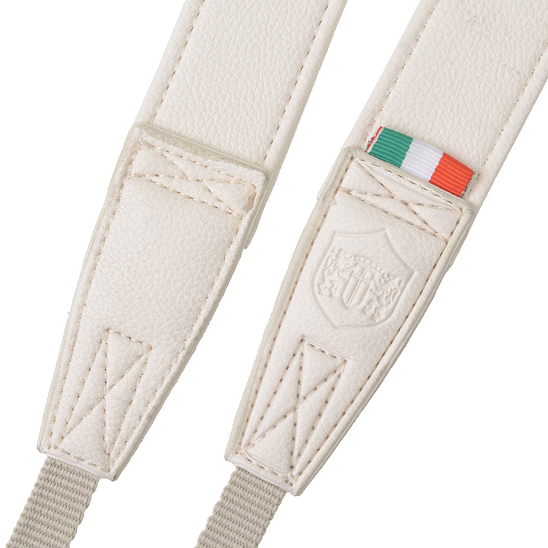 アクセントとなるトリコローレ（三色旗）