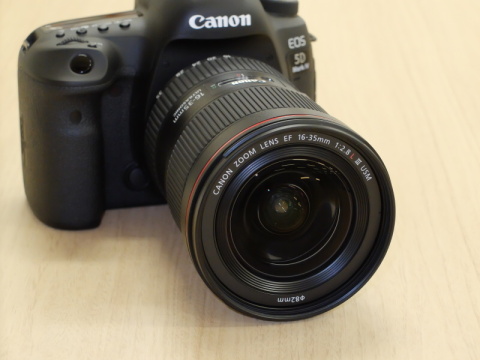 写真で見るキヤノンEOS 5D Mark IV - デジカメ Watch