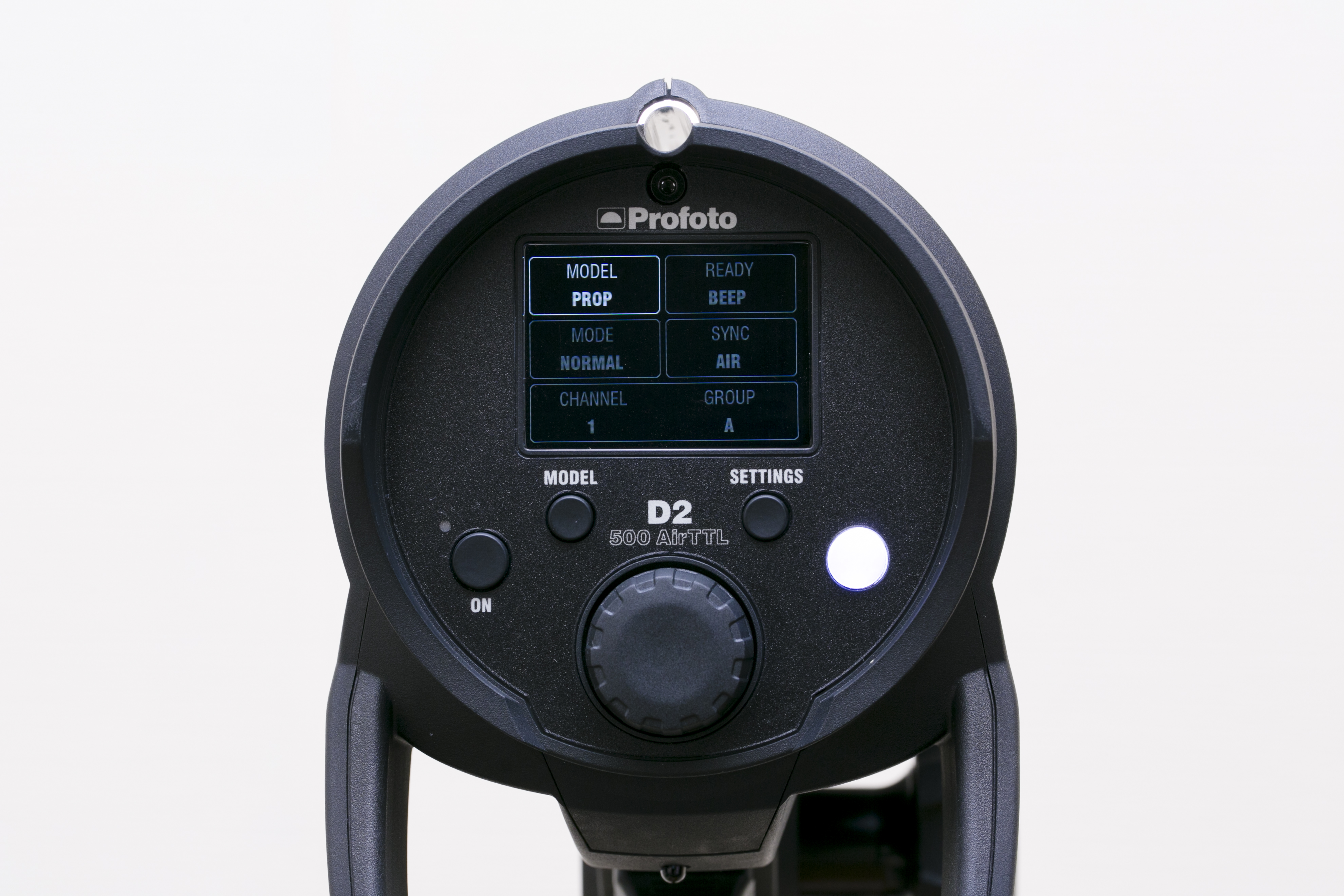 SETTINGSボタンを押すと、このように機能項目が俯瞰して確認できる