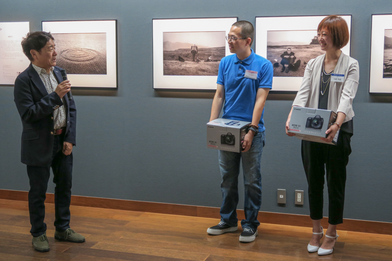 左からハービー・山口さん、宛超凡さん、小松里絵さん