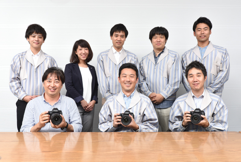 （後列左より）ICP第二開発センター 原口和樹氏、総合デザインセンター 稲積めぐみ氏、ICP統括第二開発センター 工藤圭介氏、ICP第二開発センター 主任研究員 渡澤泰之氏、ICP統括第二開発センター 今 貴史氏（前列左より）ICP第二事業部 専任主任 立花 淳氏、ICP第二開発センター 主任研究員 小島 裕氏、ICP統括第二開発センター 主任研究員 梨澤洋明氏