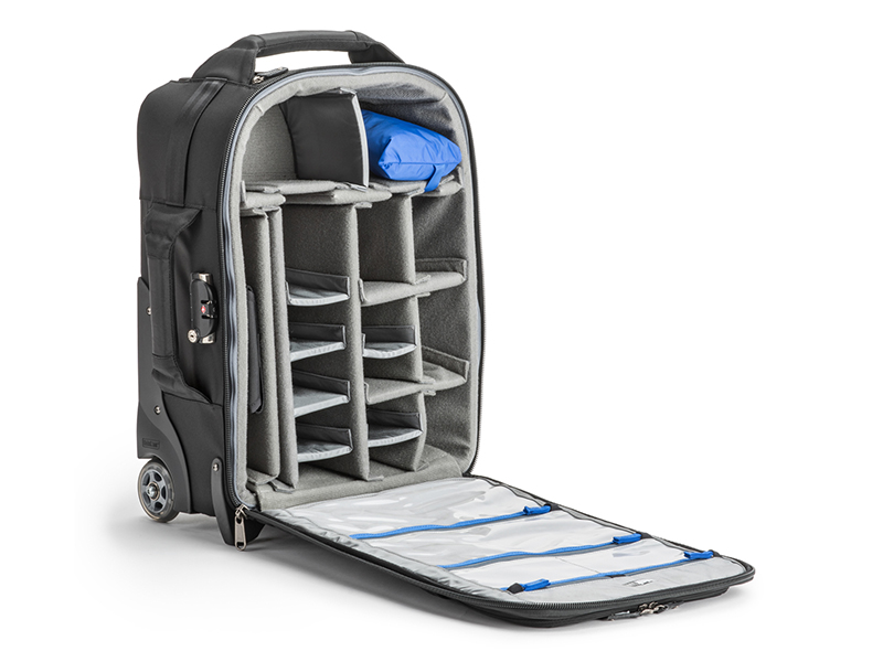 強度の高い独立気泡構造のウレタンを使用したディバイダー