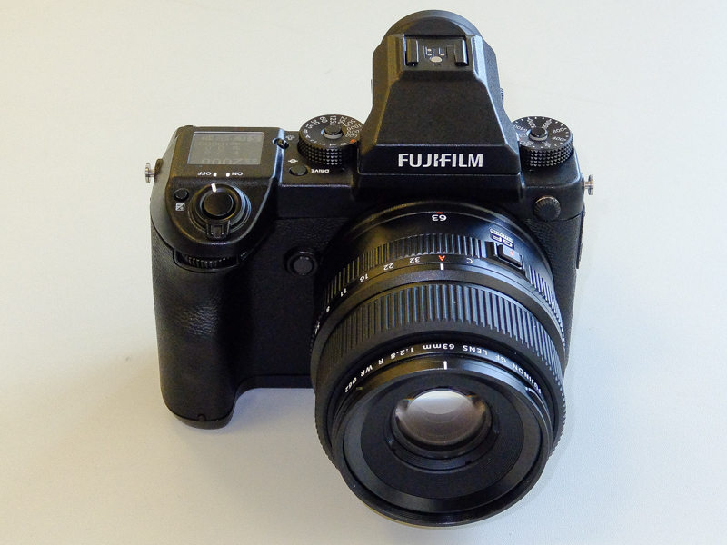 GF63mmF2.8 R WRとEVFを装着