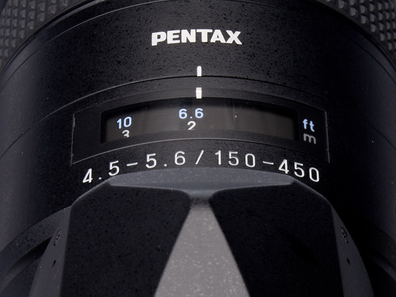 最短撮影距離はズーム全域で2m