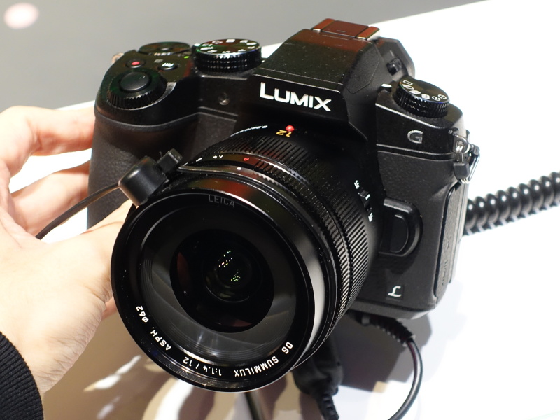 LUMIX G8