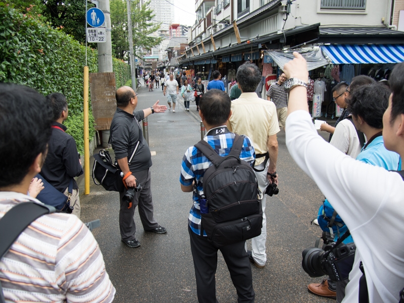 礒村さんの指導のもと、浅草界隈を撮り歩いた
