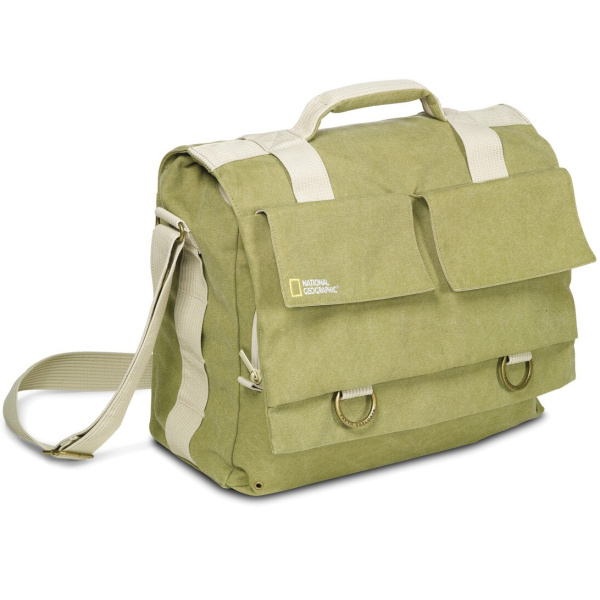 アースエクスプローラーシリーズの1つ「NG2478 大型ショルダーバッグ」