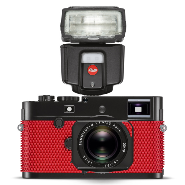 フラッシュ「SF40」装着例