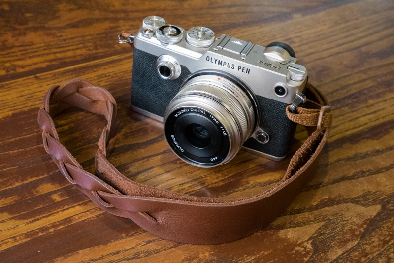 若子jetさんが使っていたのは、OLMPUS PEN-FとM.ZUIKO DIGITAL 17mm F2.8。