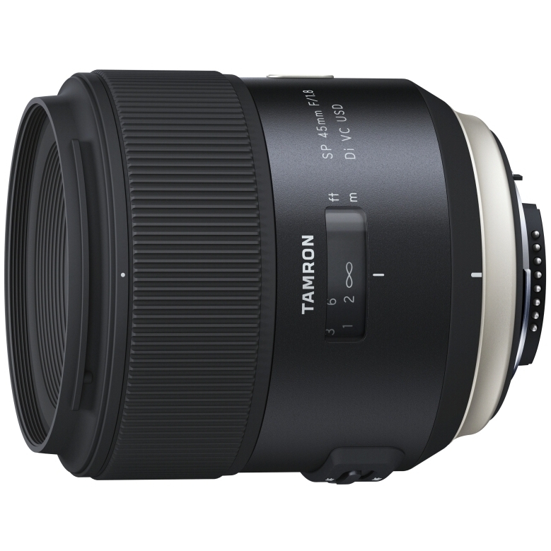 タムロンSP 35mm F/1.8 Di VC USD