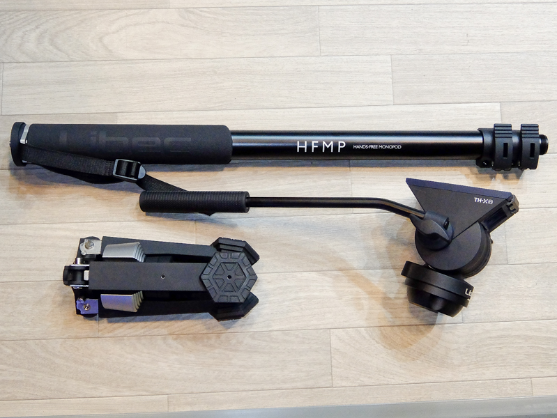 一脚とスタンドは分離して持ち運ぶこともできる