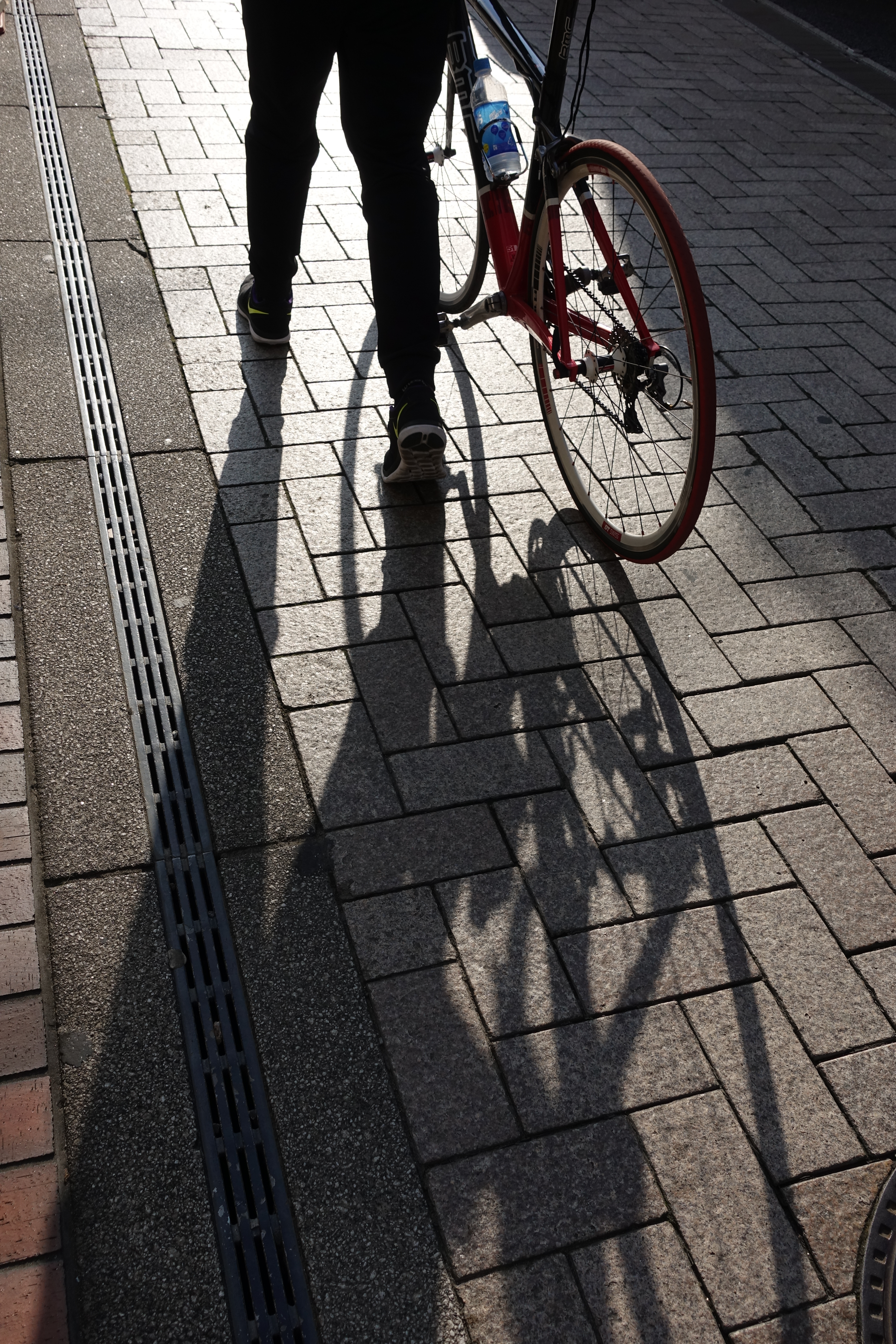 1/1,000秒 / F4 / -0.7EV / ISO125 / 絞り優先AE / 11.7mm