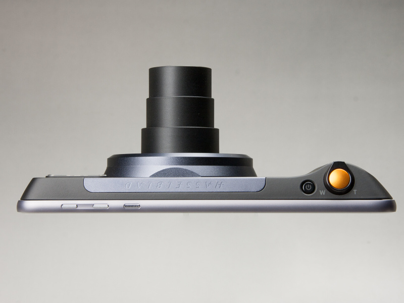 テレ端までズームしたところ。この状態ではスマートフォンには見えない