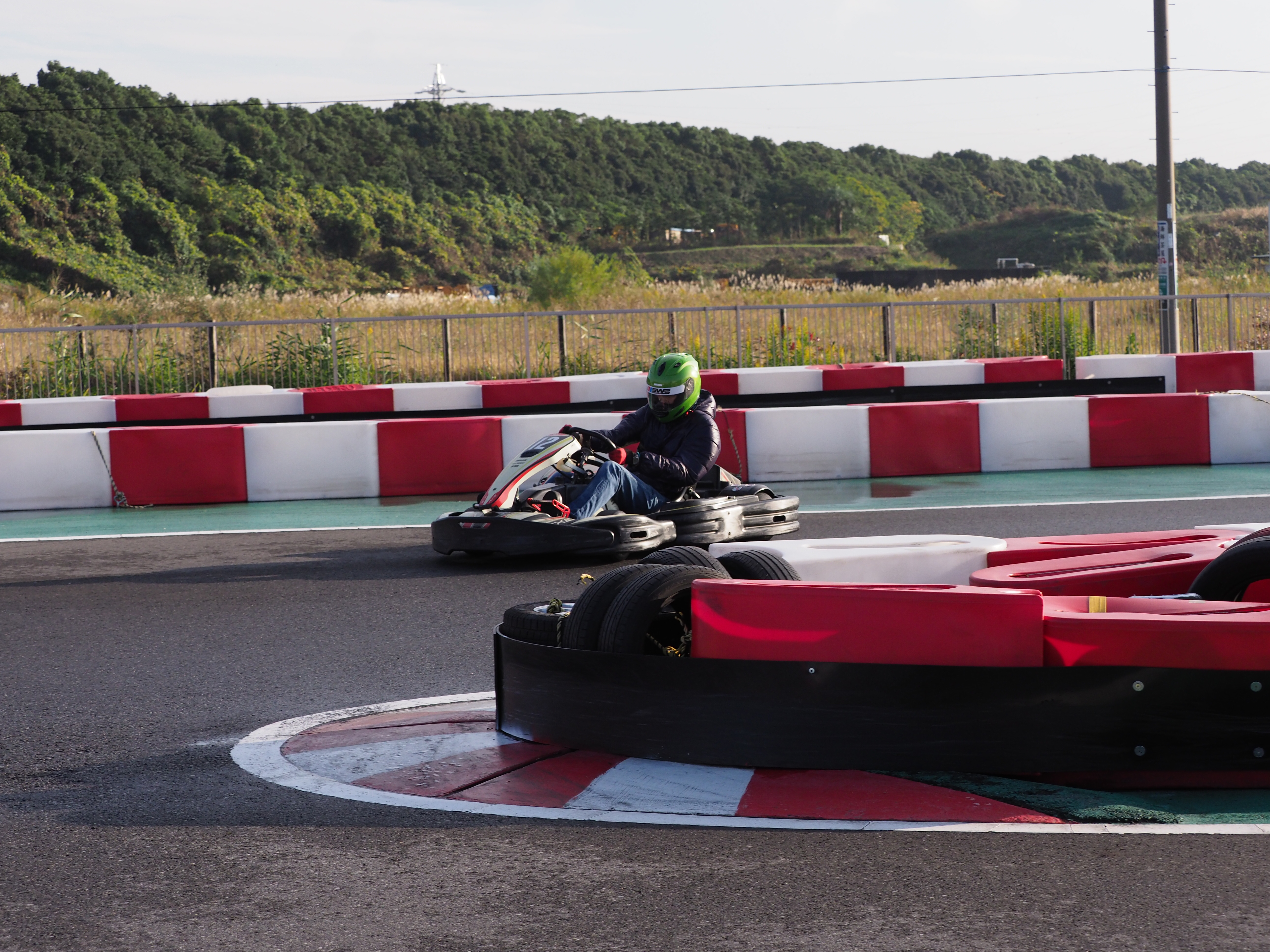 1（シャッターボタン半押し）