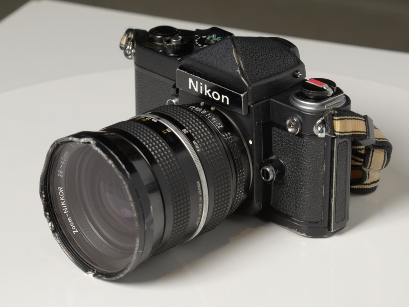 ニコンF2チタン ウエムラスペシャル（所蔵：豊岡市立植村直己冒険館）