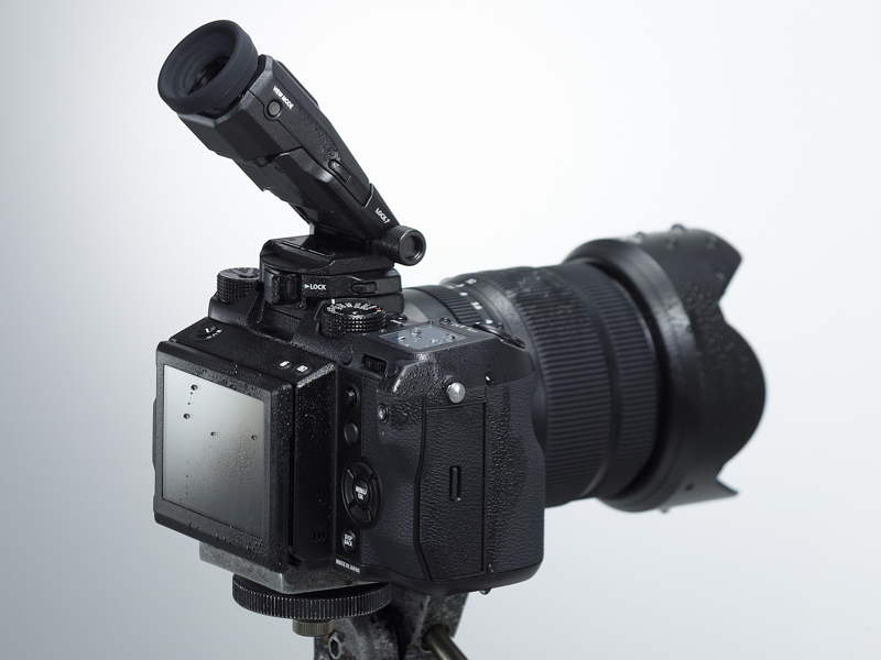 カメラ、レンズともに防塵防滴仕様