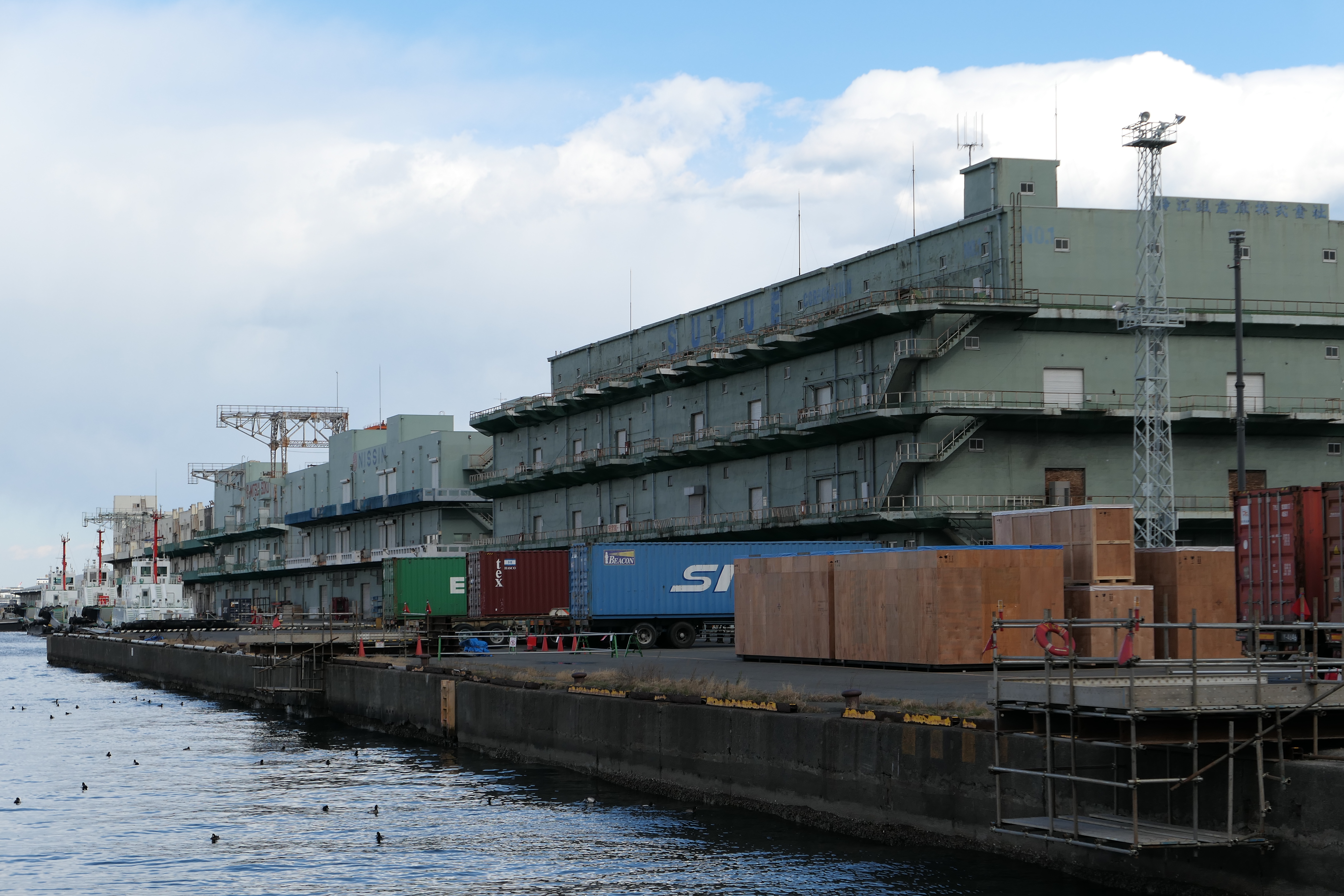 1/800秒 / F4 / 0EV / ISO125 / 絞り優先AE / 26.4mm