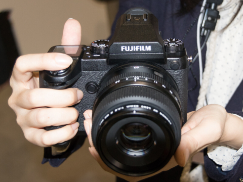 富士フイルム - 超美品 富士フイルム FUJIFILM VG-GFX1 Amazon | 富士フイルム(FUJIFILM) 縦位置バッテリーグリップ VG