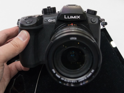 イベントレポート】【CP+】パナソニック、6Kフォトなどを搭載したLUMIX