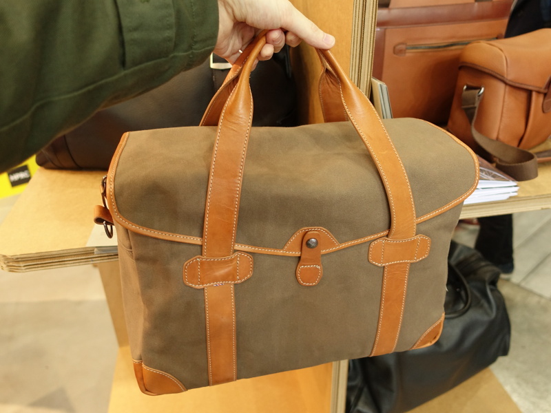 キャンバス地のバージョン