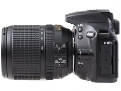 こと ニコンD5600 ニコン「Z 50」と「D5600」の外観・スペックの違い - とるなら