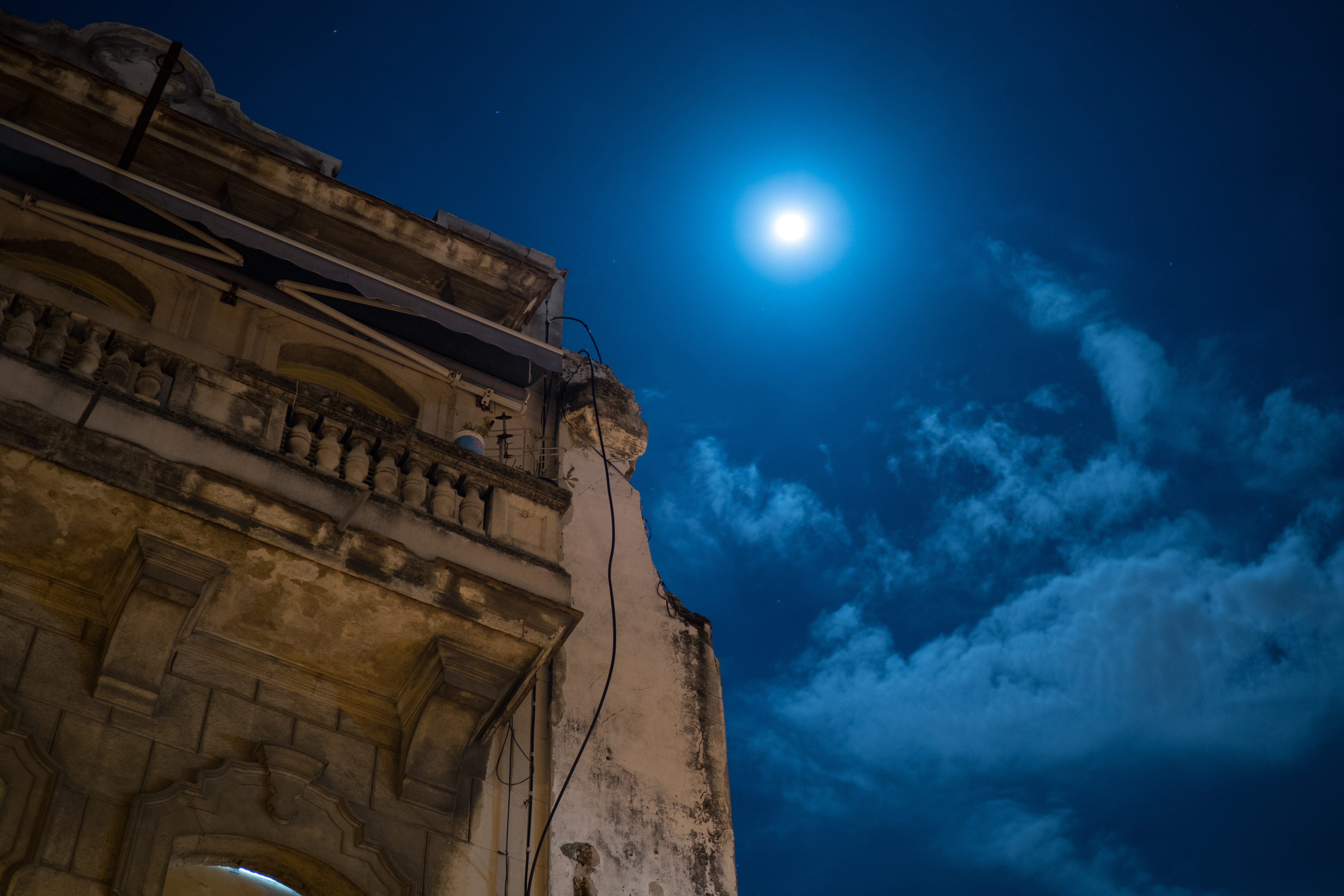 E-M1 Mark II / M.ZUIKO DIGITAL ED 25mm F1.2 PRO / F1.2 / 1/2秒 / ISO400 / 絞り優先AE（-0.5EV）