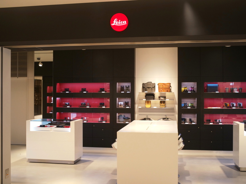 今後、店内のテーブルや大型モニターを使ってワークショップなどのイベントも行っていきたいという。