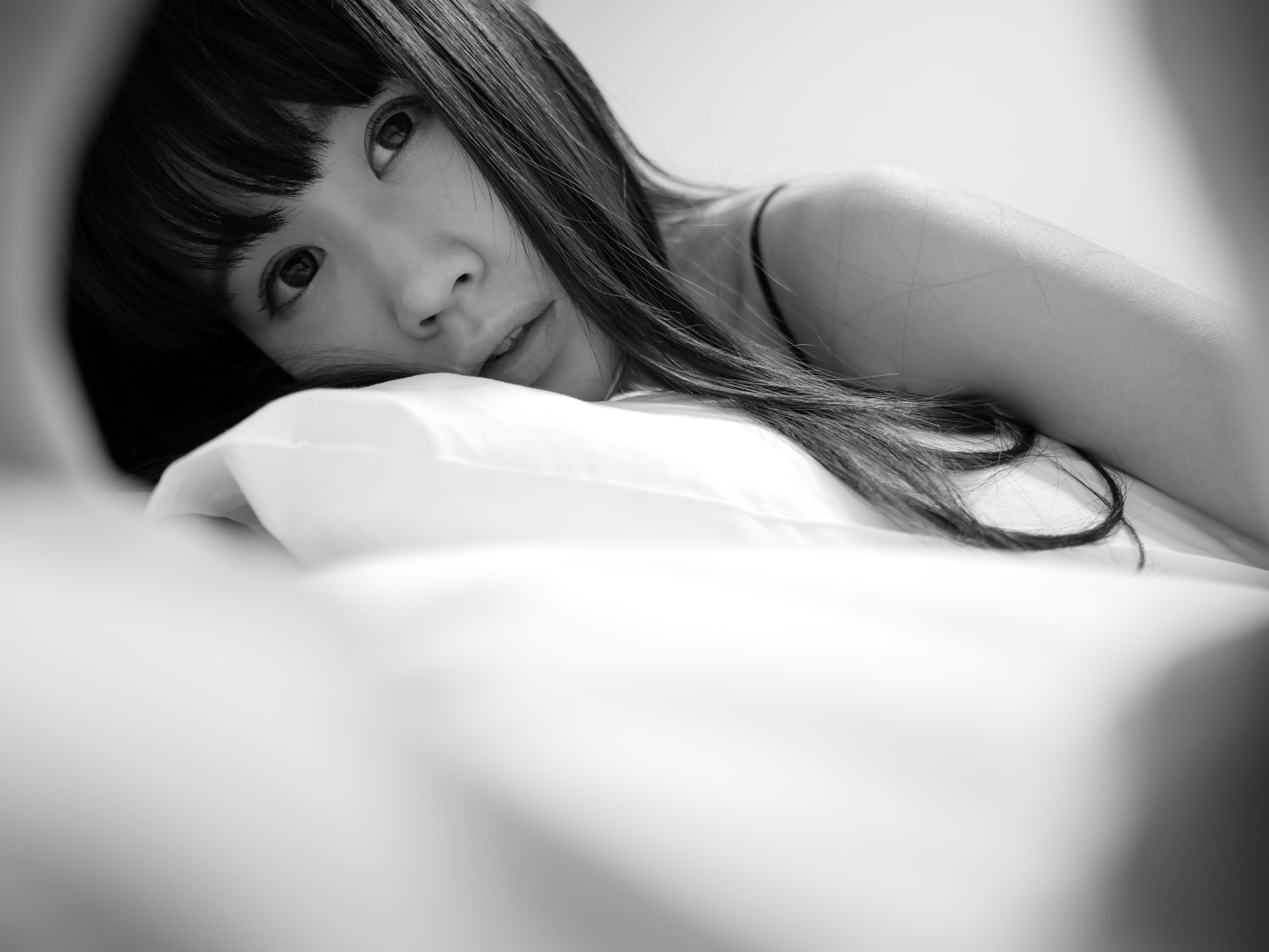 モノクローム。LEICA DG SUMMILUX 15mm/F1.7 ASPH. / 1/40秒 / F1.7 / +0.7EV / ISO400 / 絞り優先AE / 15mm