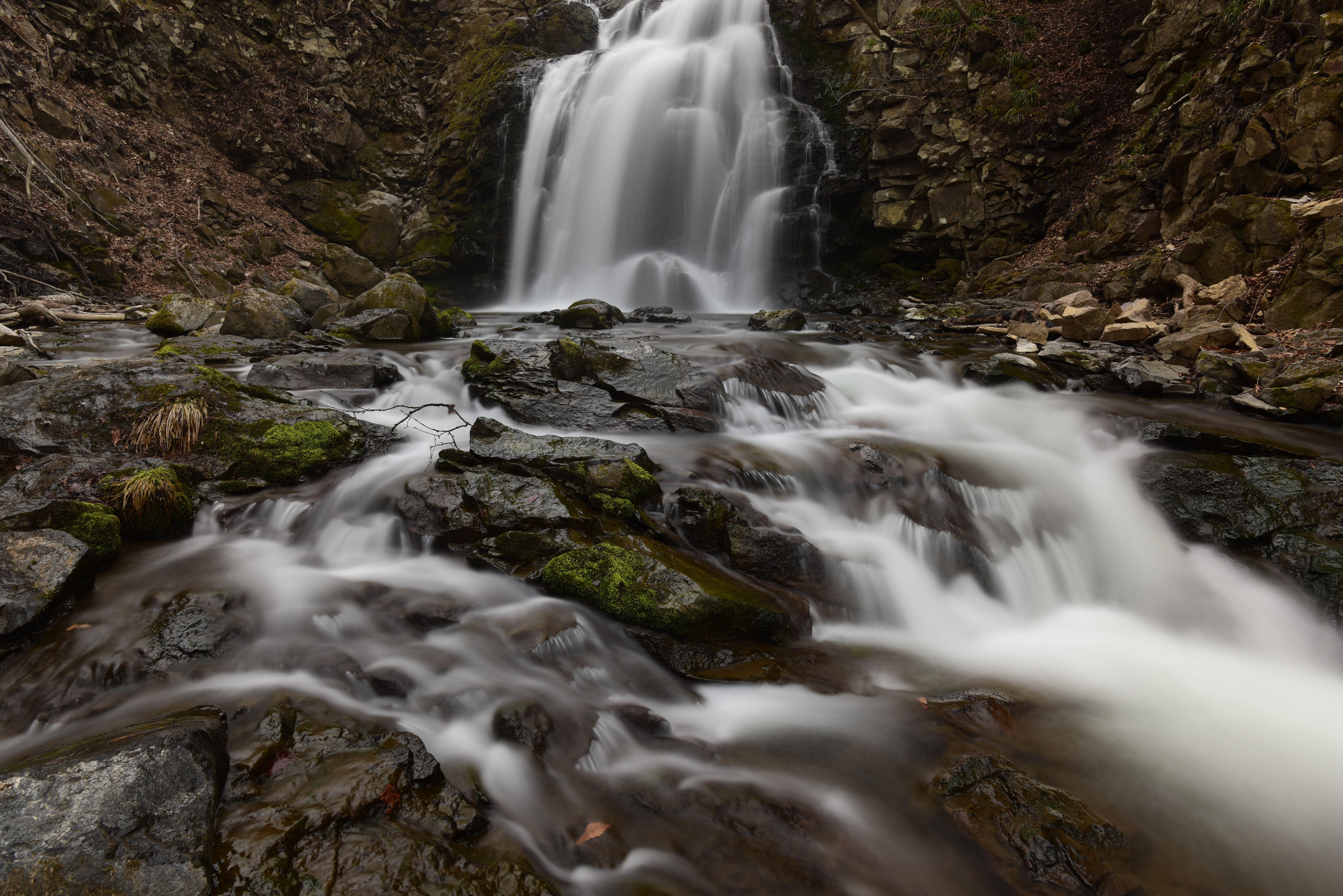 ZX ND8 + ZX ND16（赤枠内を等倍で表示）