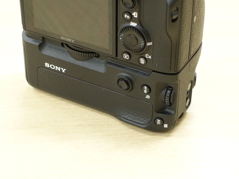 ジョイスティックが備わる