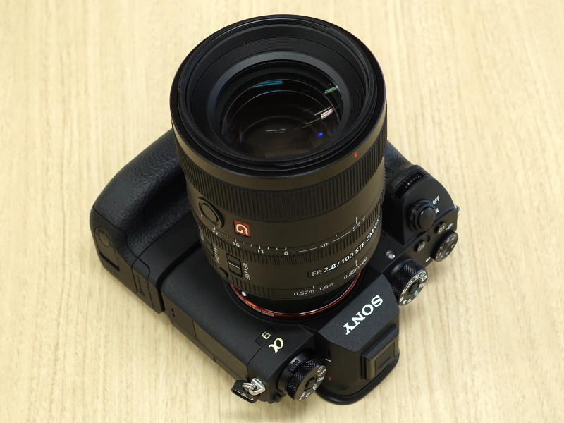 縦位置グリップも装着