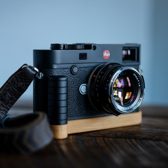 Leica M10専用グリップ付きカメラベース（バンブー）