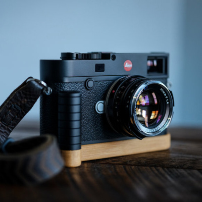 nosonoso様専用。Leica X1 ライカ ウッドグリップ付き。 - メルカリ