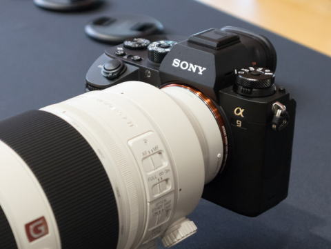 特別企画：普段一眼レフを使っているスポーツ写真家がソニーα9を体験