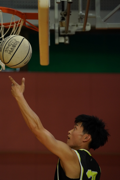 連写した中の1枚。α9 / FE 70-200mm F2.8 GM OSS / 1/1,600秒 / F3.5 / 0EV / ISO3200 / マニュアル露出 / 176mm