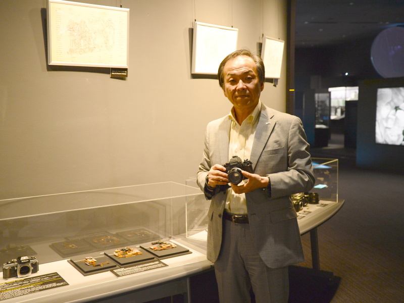 ニコンフェローの後藤哲朗さん。F3の電気回路設計にはじまり、F5ではプロダクトリーダー。以来D3シリーズまで、ニコン一眼レフや交換レンズの開発を長年にわたり指揮した。「ニコンDf」の企画開発は、2009年開設の後藤研究室で担当。