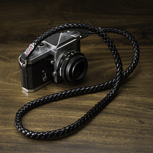 クロムブラック