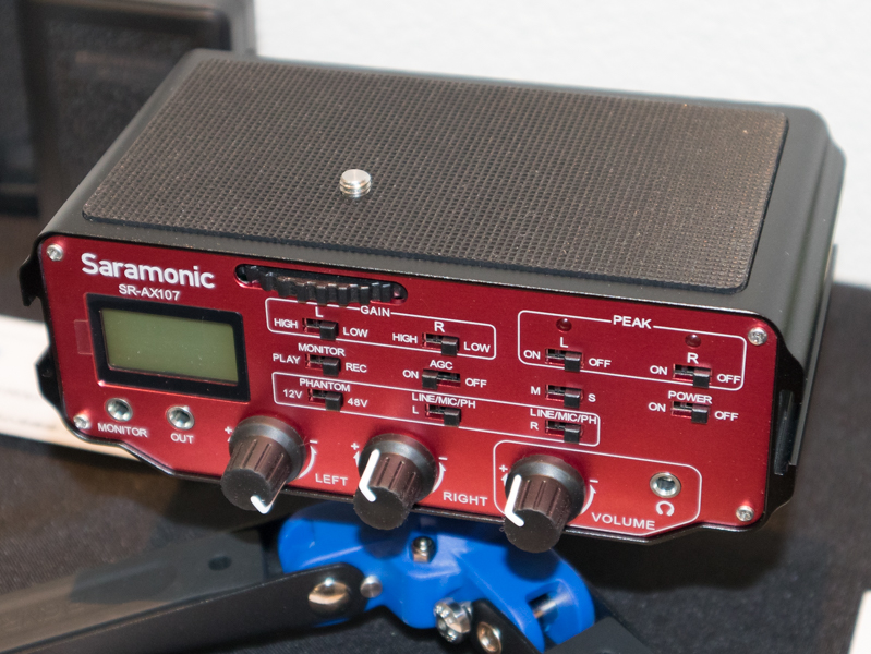 XLR端子付きのオーディオアダプター。税別4万9,000円