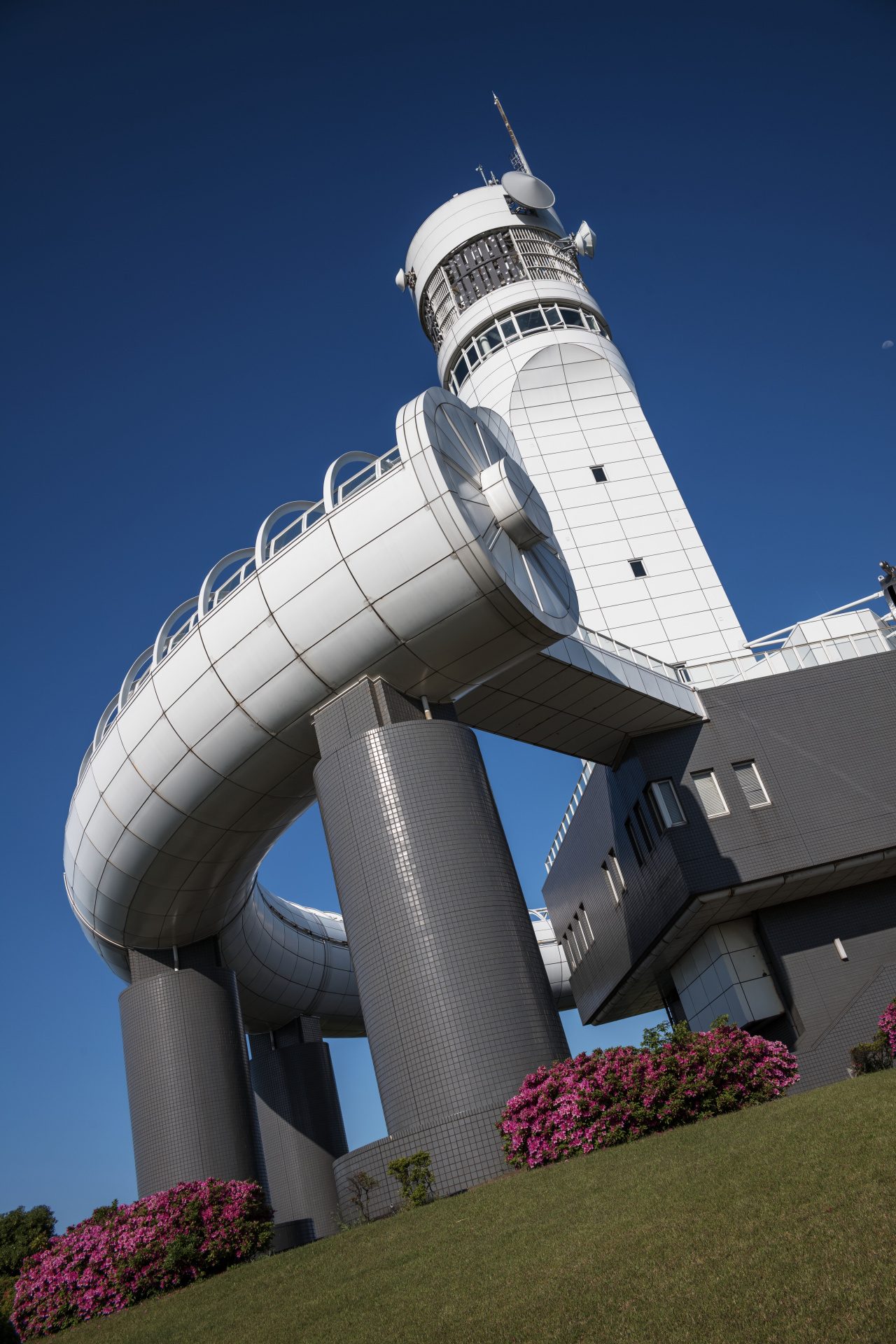 天候にも応じるが、ヌケのいいクリアな描写を得られる。LEICA M10 / ISO100 / F5.6 / 1/500秒 / WB:オート