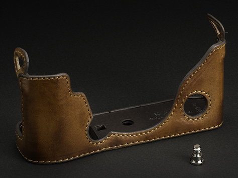 X-Pro2、X-T2、X100F、PEN-Fのハーフレザーケース - デジカメ Watch