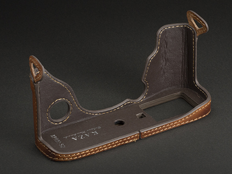 X-Pro2、X-T2、X100F、PEN-Fのハーフレザーケース - デジカメ Watch