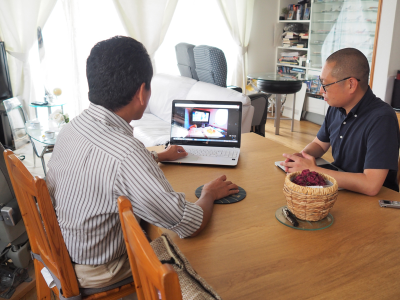 QuickConnectを使い、画像データをPhotoStationで閲覧。今回はご自宅から試していただいたが、「表示も素早く、クライアントと一緒に作品を選ぶときなど便利そう」との感想。