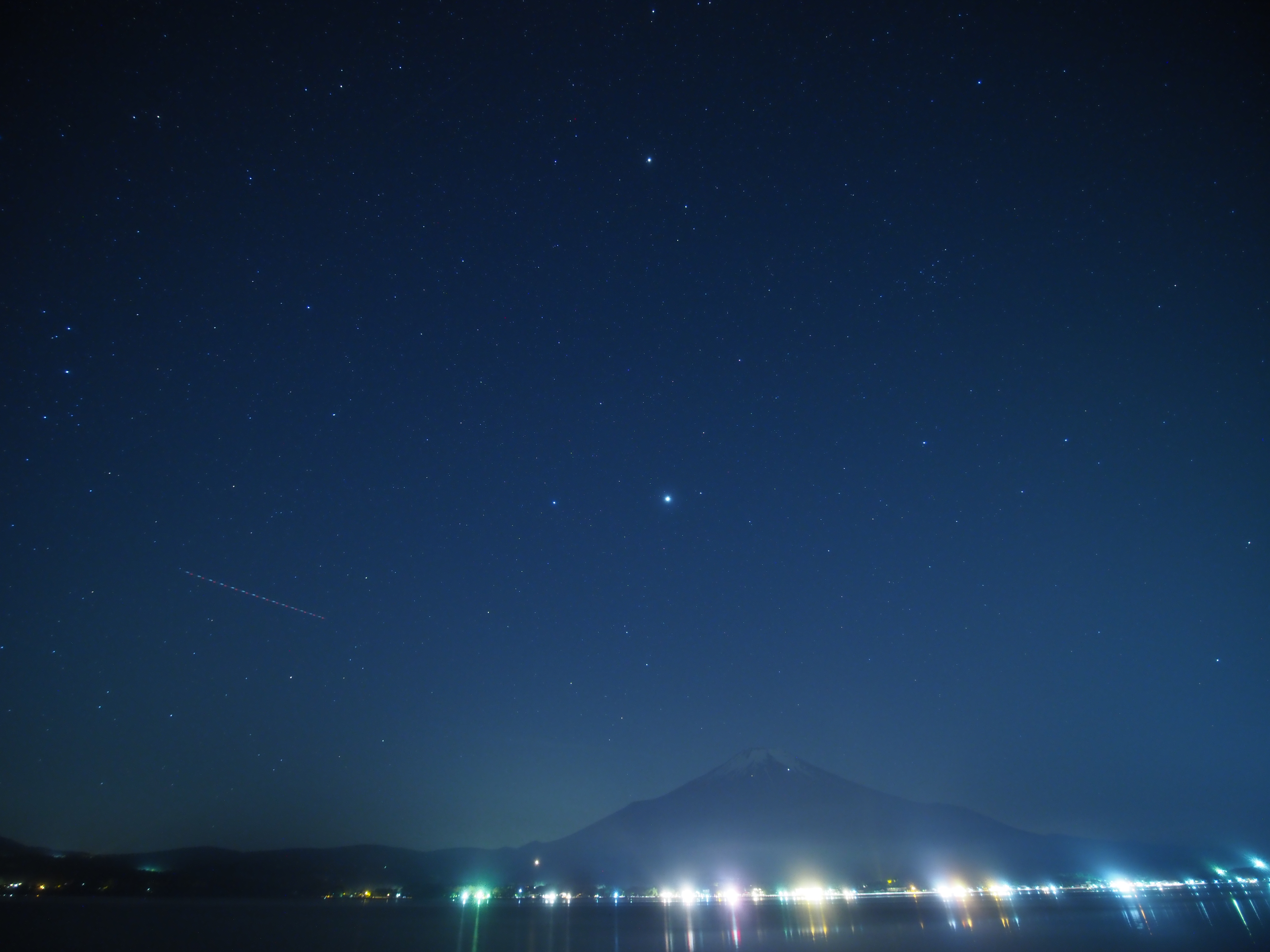 46-58mmステップアップリングにLEEポリエステルフィルターSOFT3。